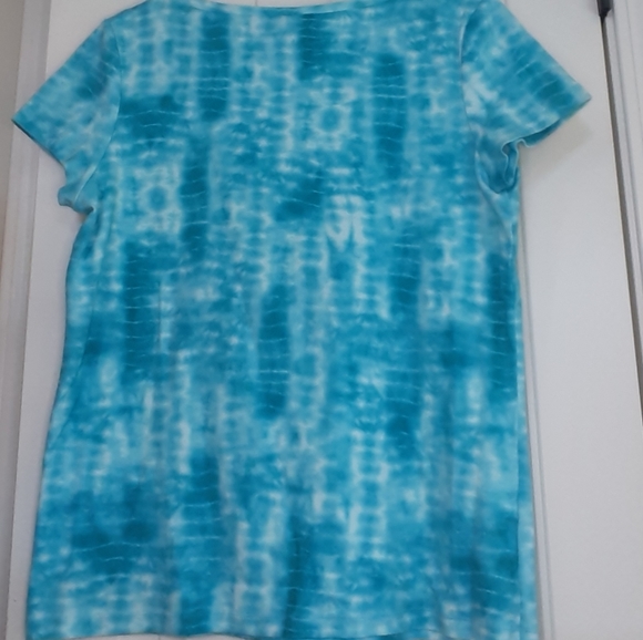 Ladies top - Picture 2 of 3